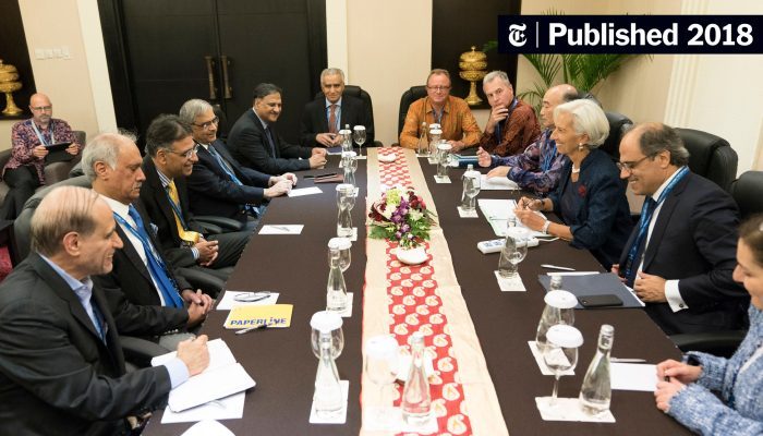 IMF, Pakistan to meet as Islamabad looks for bailout