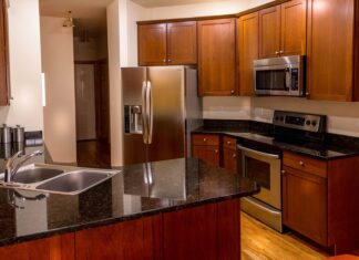 What to Look For in Kitchen Cabinets