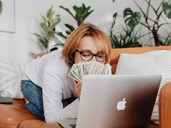 4 Ways Millennials Spend Money Differently